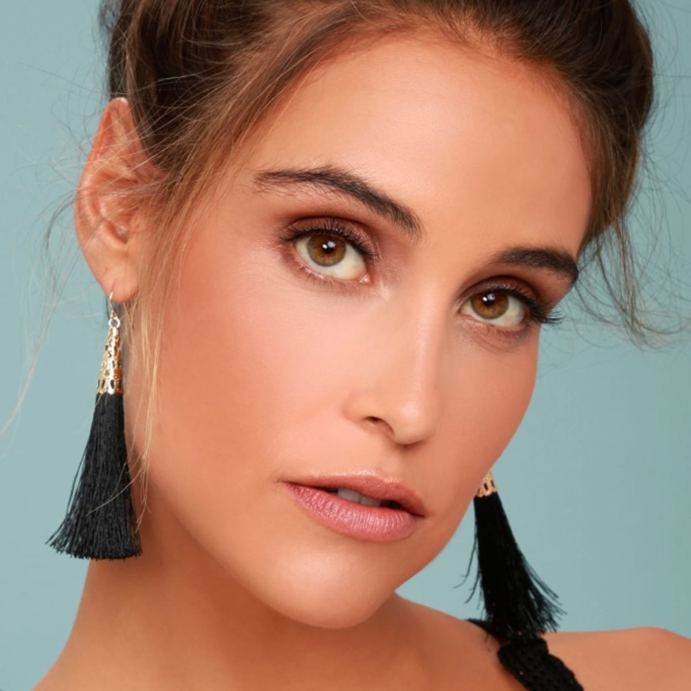 Black and Gold Sashi Tassel Earrings